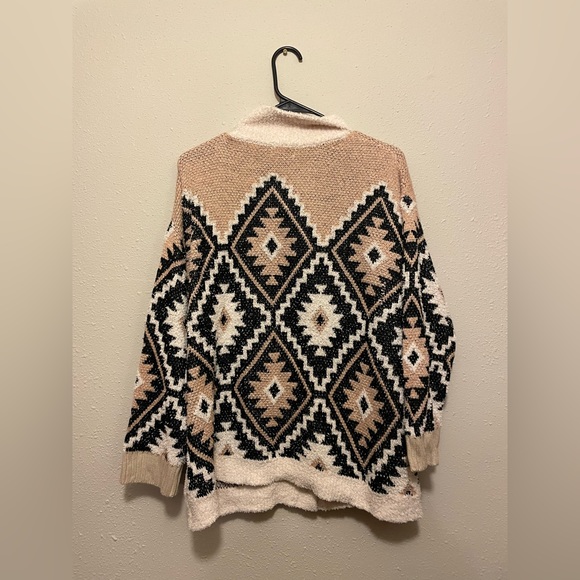 Pink Lily Something more beige and black cardigan - Picture 2 of 3